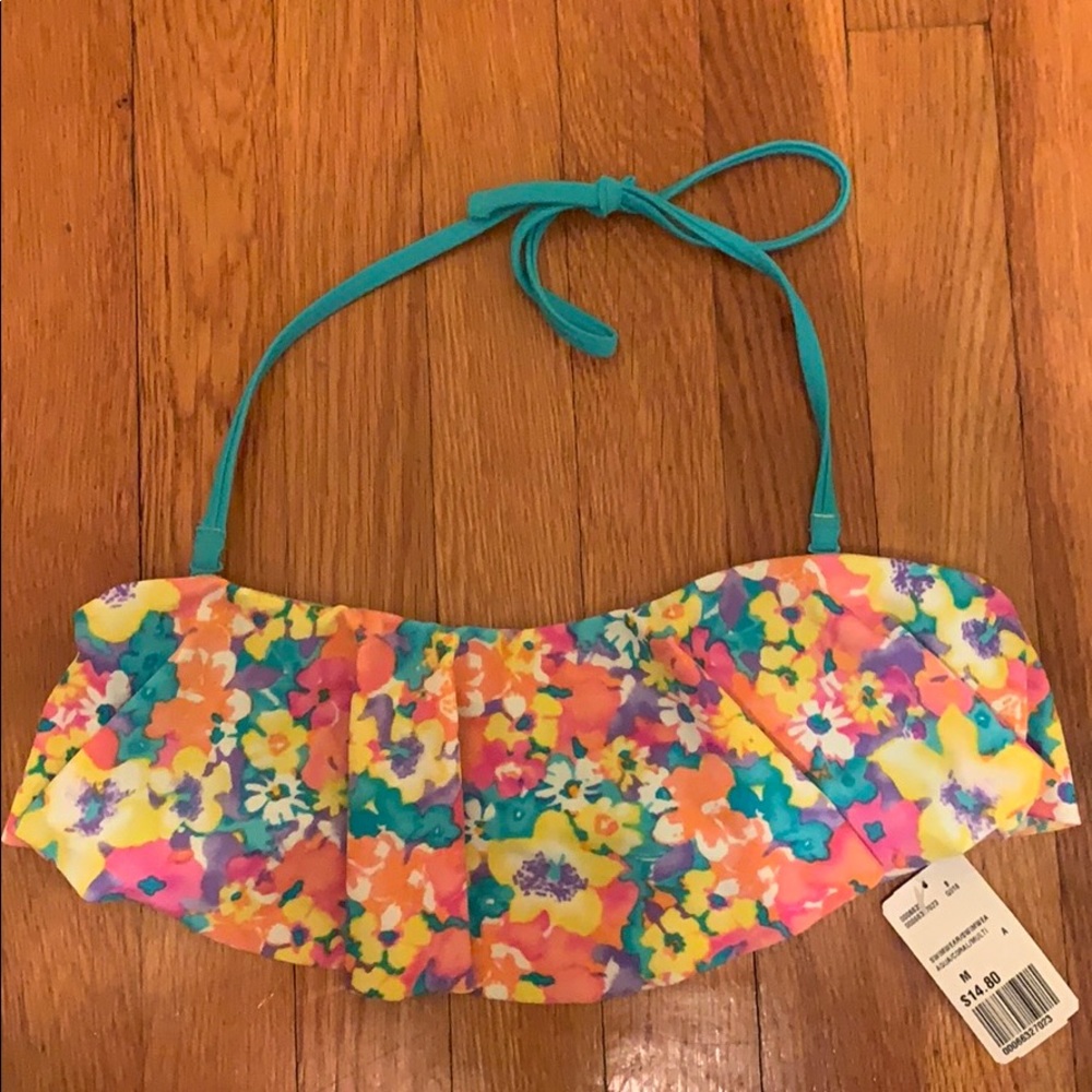 NWT forever 21 floral ruffle bikini top